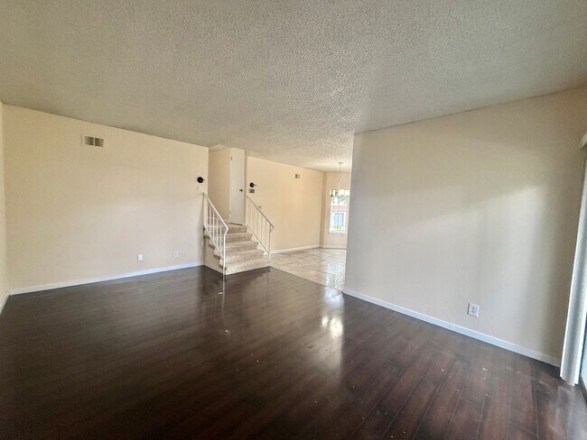 Building Photo - SOUTH SAN JOSE - Warm and Inviting condo in desirable neighborhood