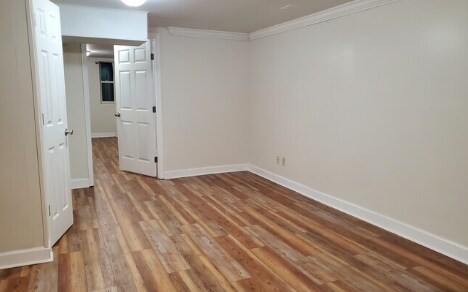 Building Photo - 5901 Ridgewood Rd
