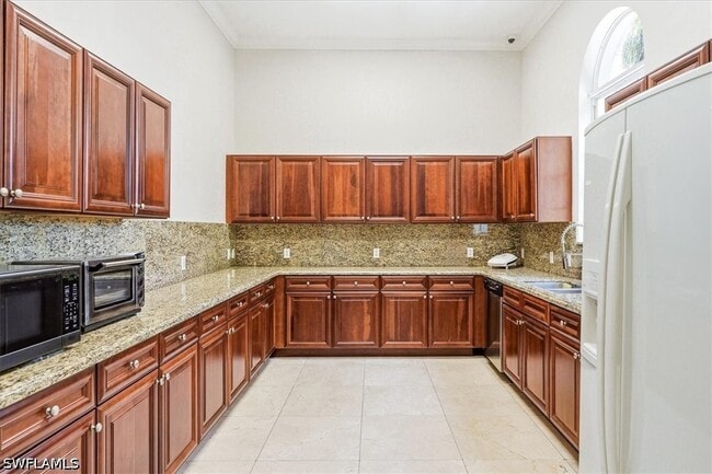 Building Photo - 7070 Venice Way