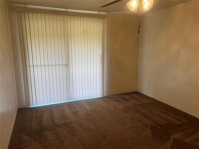 Building Photo - 421 SW 67th Terrace