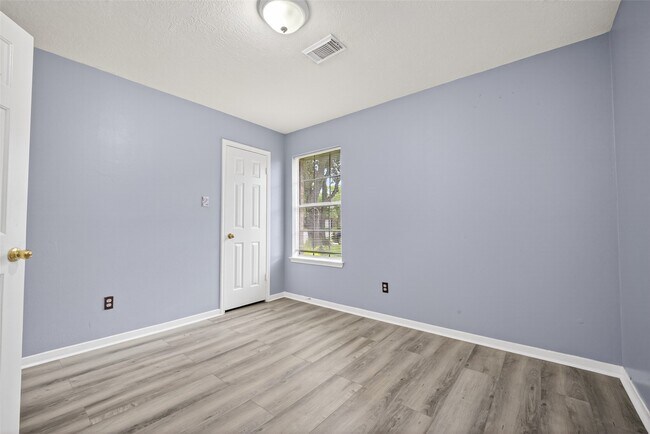 Building Photo - 11563 Withers Way Cir