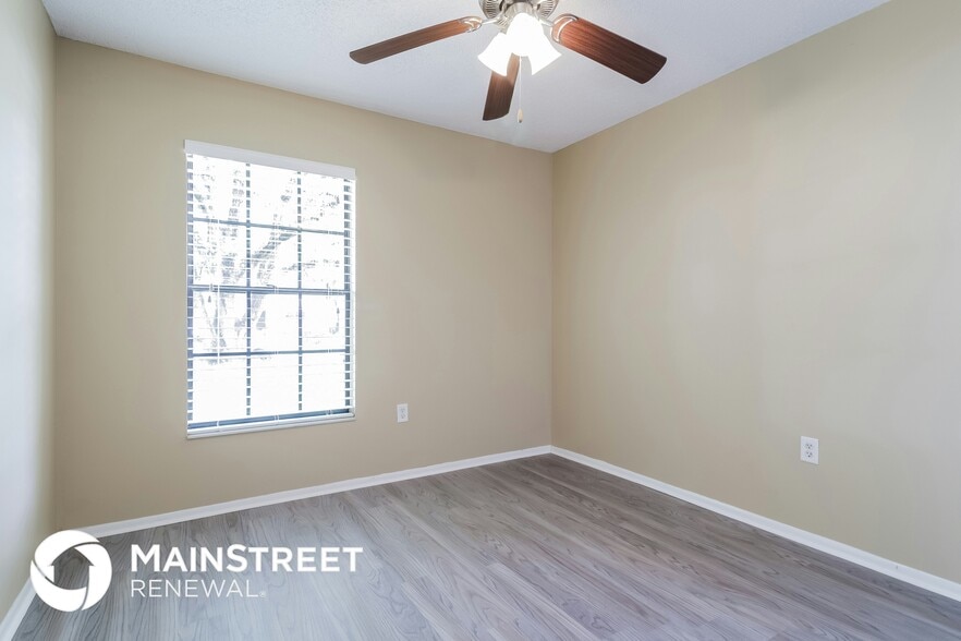 Building Photo - 5225 Maravoss St