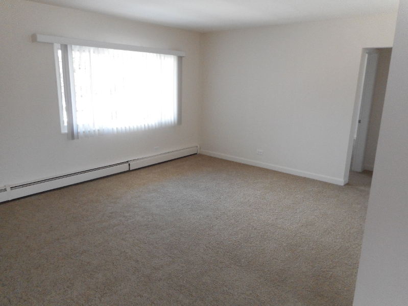 Building Photo - 567 Pershing Ave