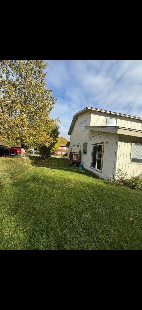 Building Photo - 9260 Roy St