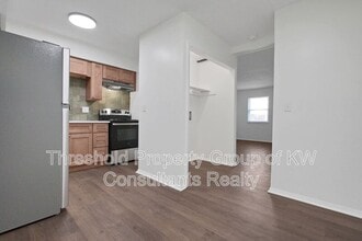 Building Photo - 2721 Brianlane Blvd
