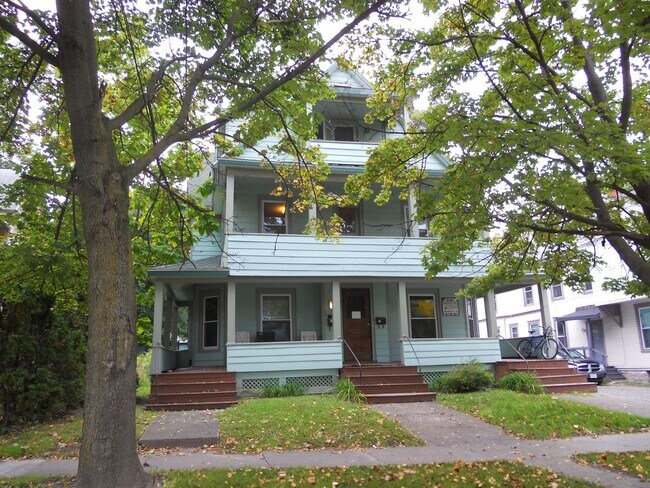 Building Photo - 430 Westcott St