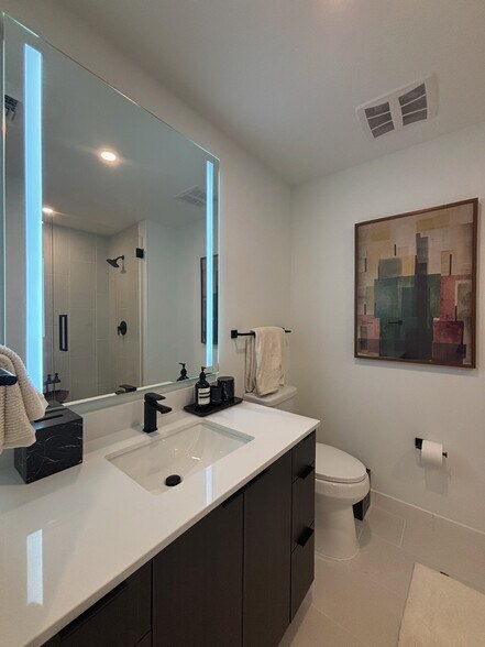 Building Photo - 1975 NW 3rd Ave