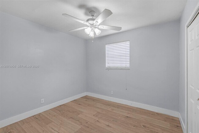 Building Photo - 5001 SW 92nd Terrace