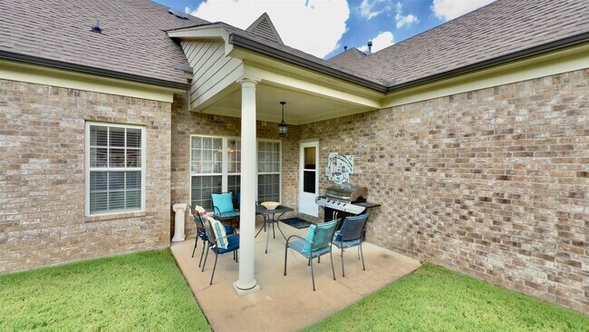Building Photo - 11215 Carston Cove