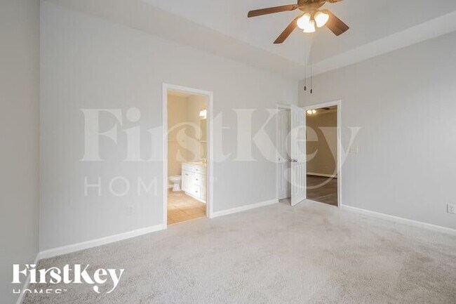 Building Photo - 2216 Spaulding Pl