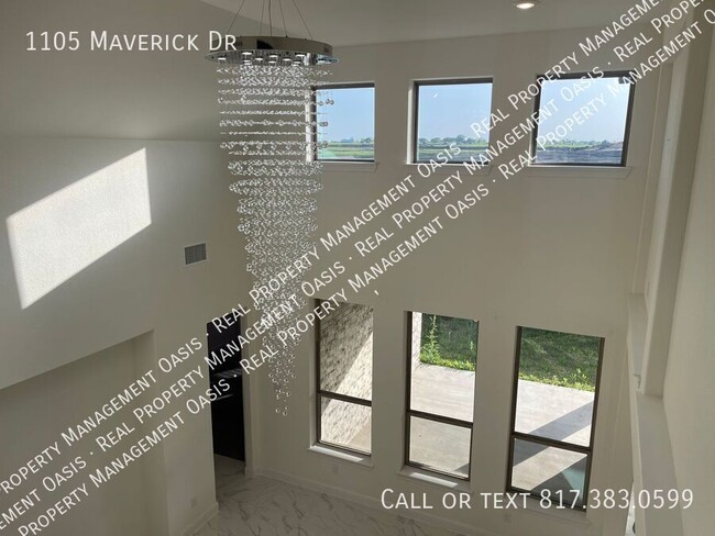 Building Photo - 1105 Maverick Dr