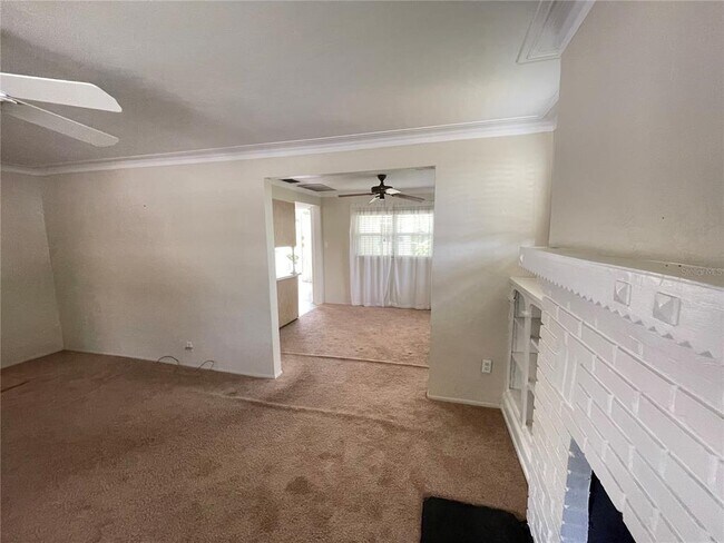 Building Photo - 410 N Orange Ave