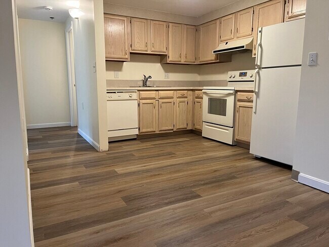 Building Photo - 324 Washington St