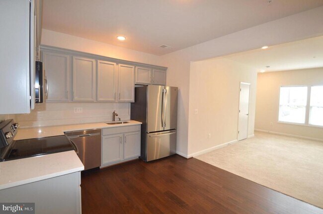 Building Photo - 20508 Milbridge Ter