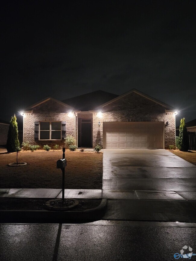 Building Photo - 29631 Abbeywood Ln