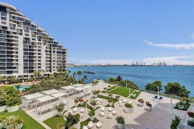 Building Photo - 770 Claughton Island Dr