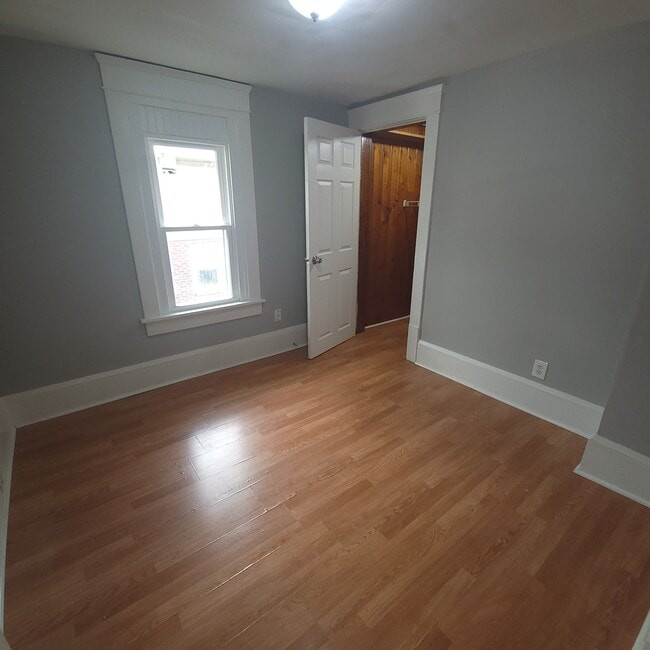 Building Photo - 1352 Sprague St