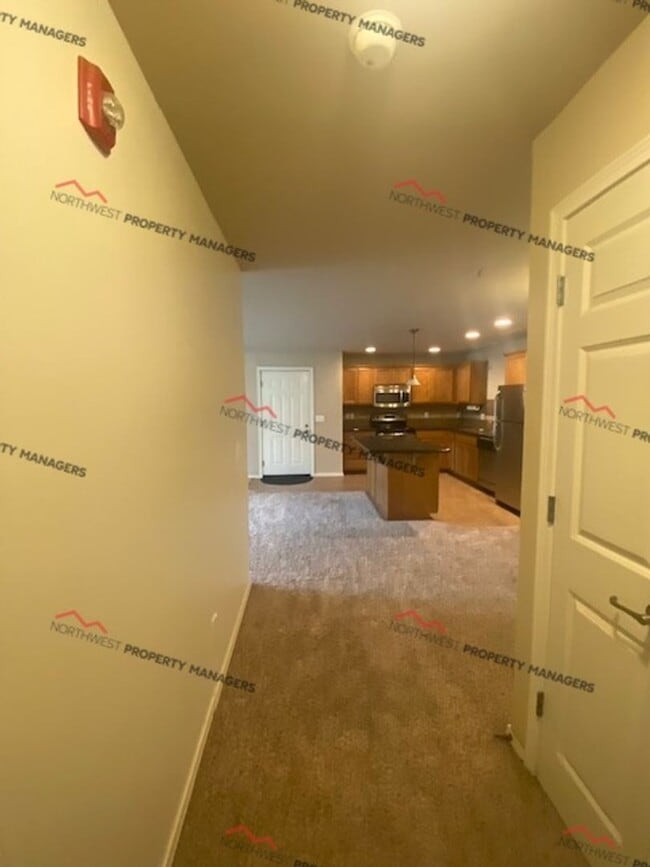 Building Photo - STATUS: AVAILABLE | R202 | $1895.00 + $100...
