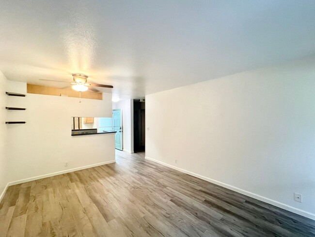 Building Photo - 2br/2ba/2pkg in Mililani Tech Park | Water...