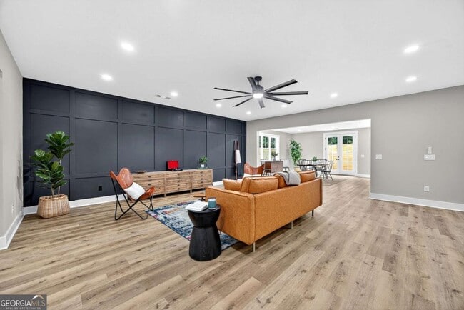 Building Photo - 6651 Malvin Dr