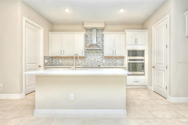 Building Photo - 2937 Voyager Ave