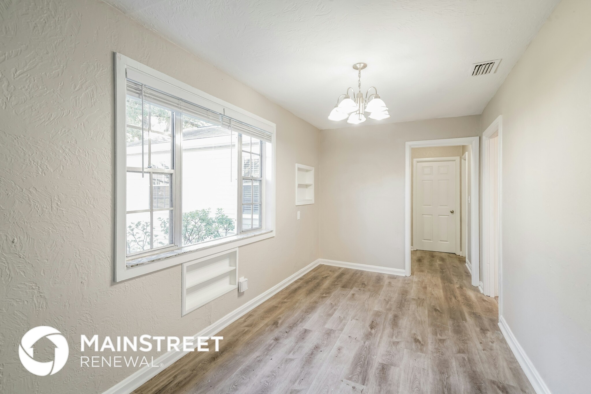 Building Photo - 1524 W River Shore Way