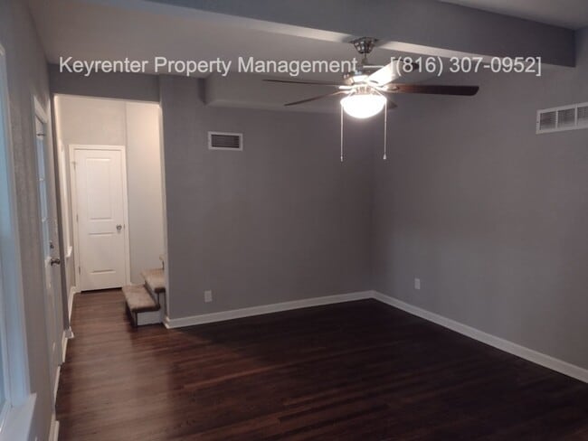 Building Photo - 1419 S Willow Ave