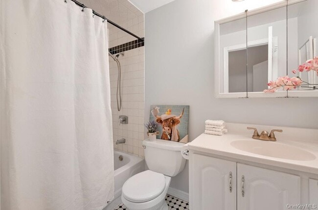 Building Photo - 64 S Broadway