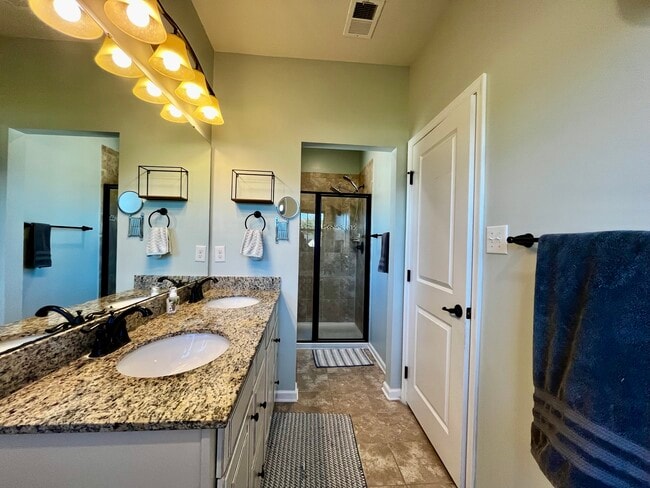 Building Photo - 7842 Wistar Woods Pl