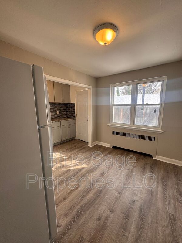 Building Photo - 56 W Albemarle Ave