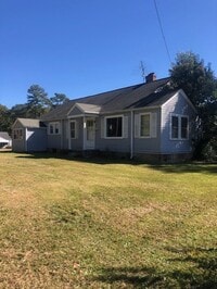 Building Photo - 206 Devon St