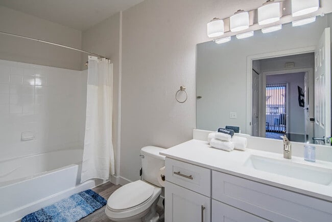 Building Photo - 7455 N 95th Ave