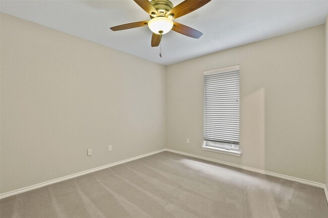 Building Photo - 3 bed, 2 bath home in Burleson