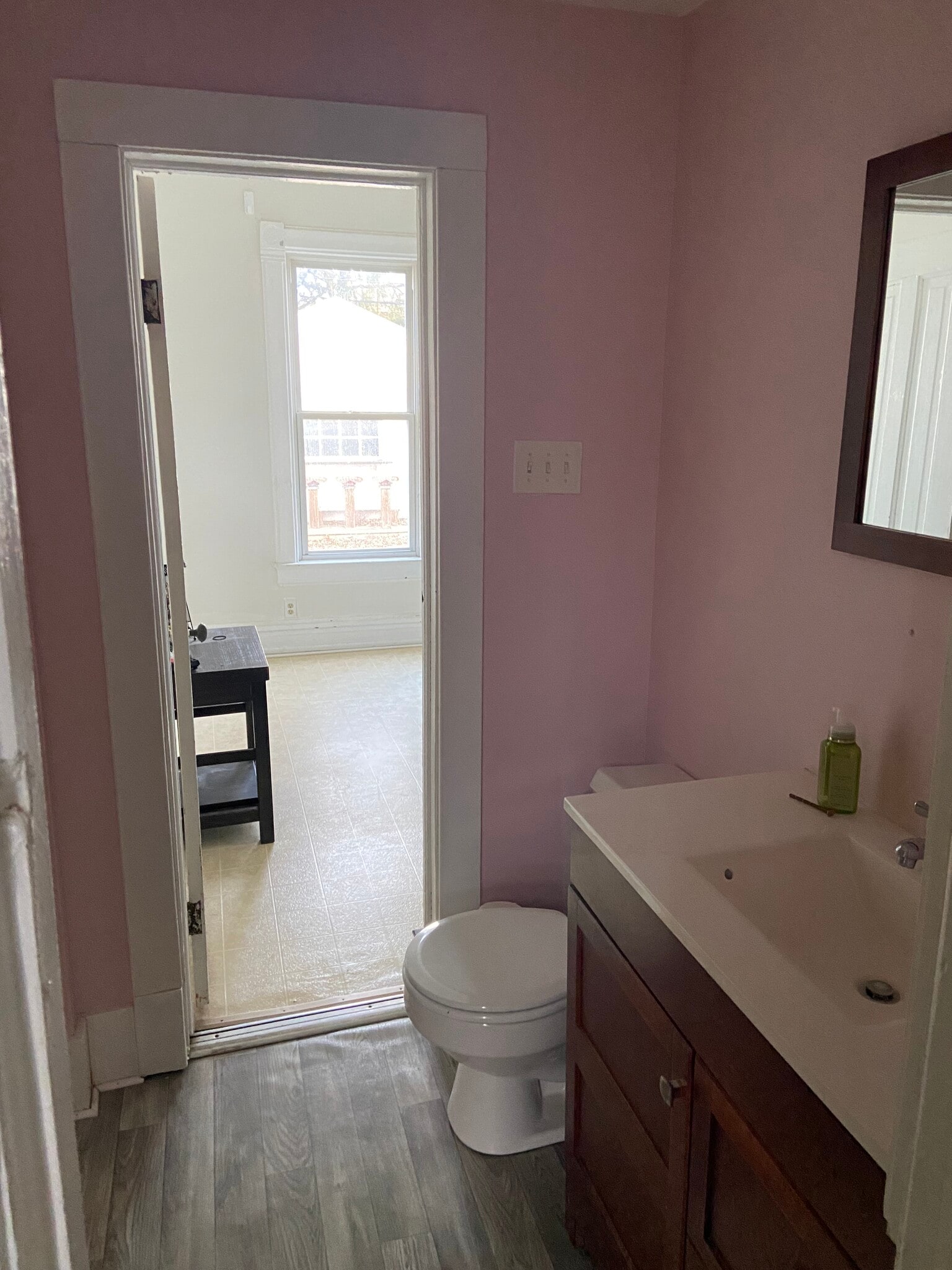 Building Photo - 1603 W Ayres Ave