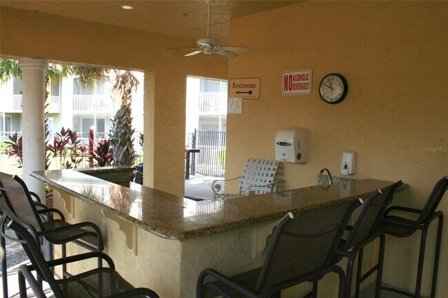 Building Photo - 5682 Bentgrass Dr