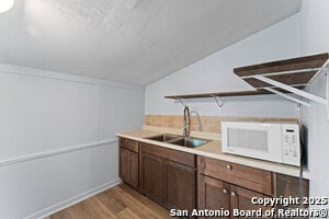 Building Photo - 2503 W Houston St