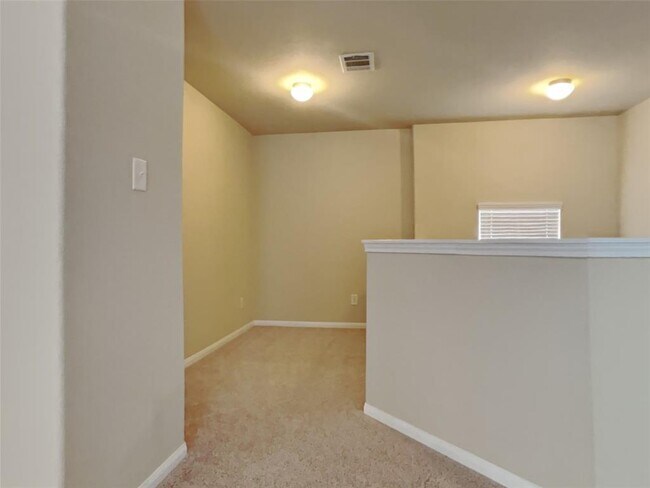 Building Photo - 24819 Alberti Sonata Dr