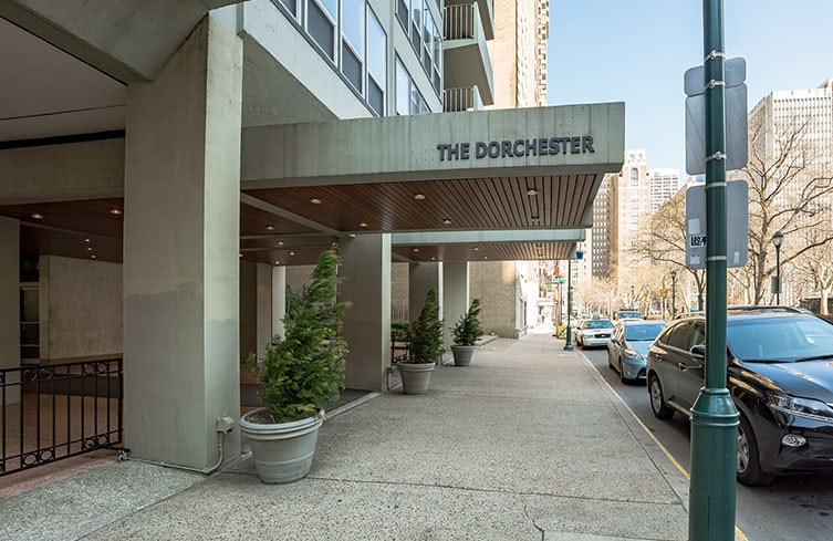entrance - 224 W Rittenhouse Square