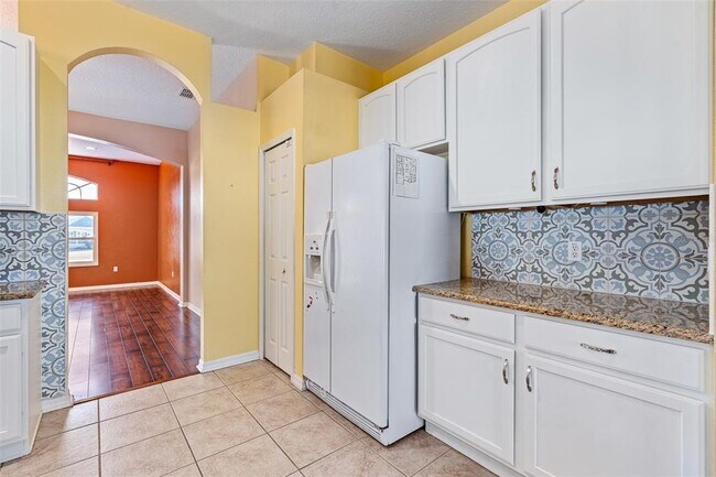 Building Photo - 33 Seamanship Trail