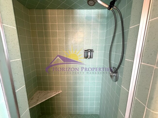 Building Photo - 3 Bed 2.5 Bath 2,027 sqft Fair Oaks Home with bonus office