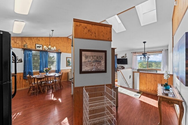 Building Photo - 108 Southgate Rd