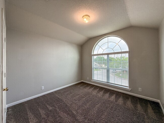 Building Photo - 1777 Jacobs Ct