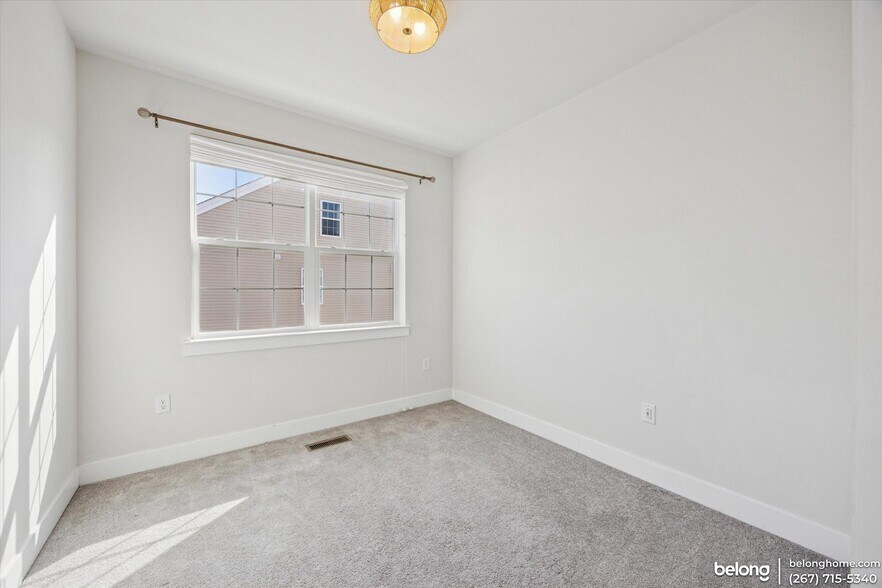 Building Photo - 113 Fleet Ct