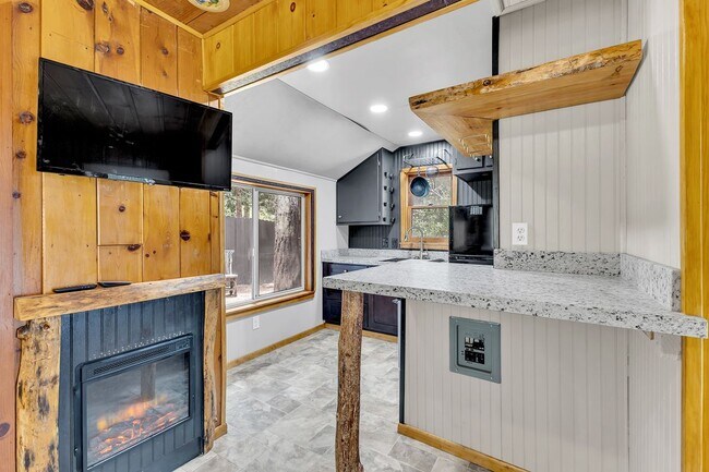 Building Photo - 54105 S Circle Dr