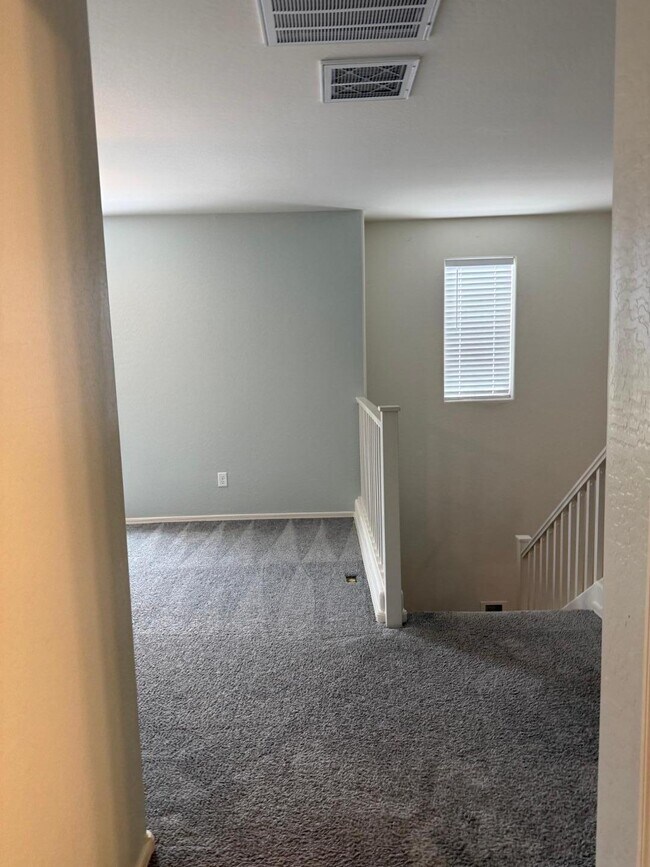 Building Photo - 16579 W Jenan Dr