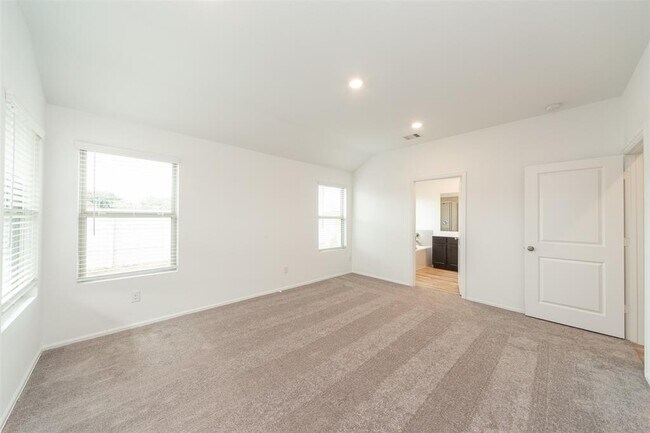 Building Photo - 25406 Katy Gate Ln