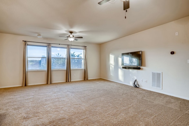 Building Photo - 2606 Mingus Dr