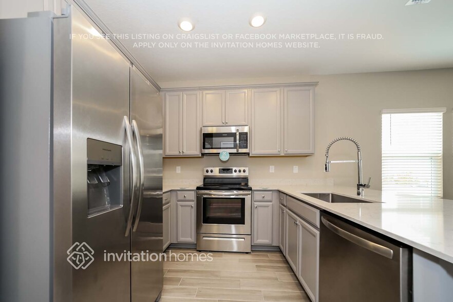 Building Photo - 1302 Coastal Mdw Trl