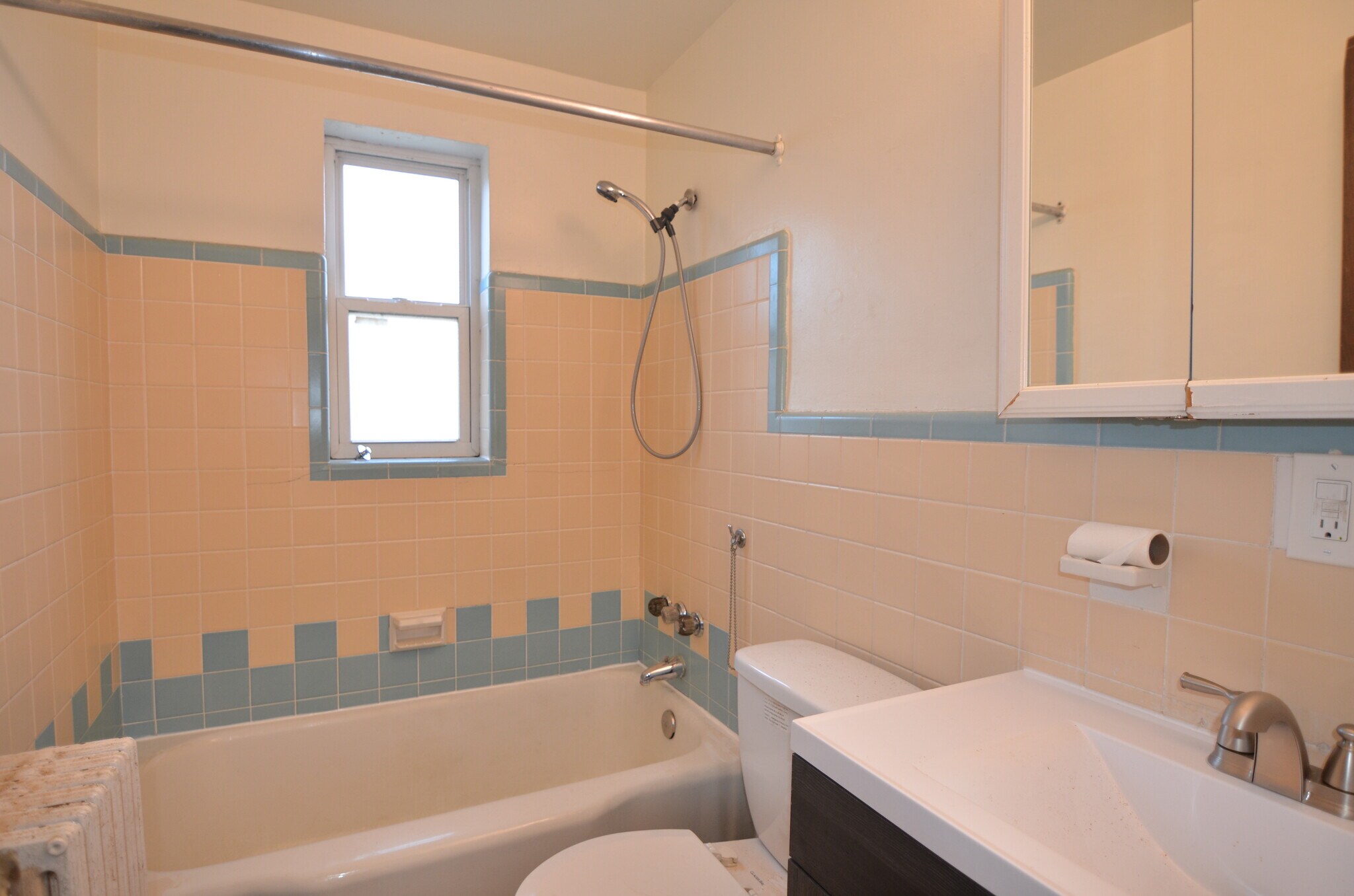 Building Photo - 2532 Williams Ave