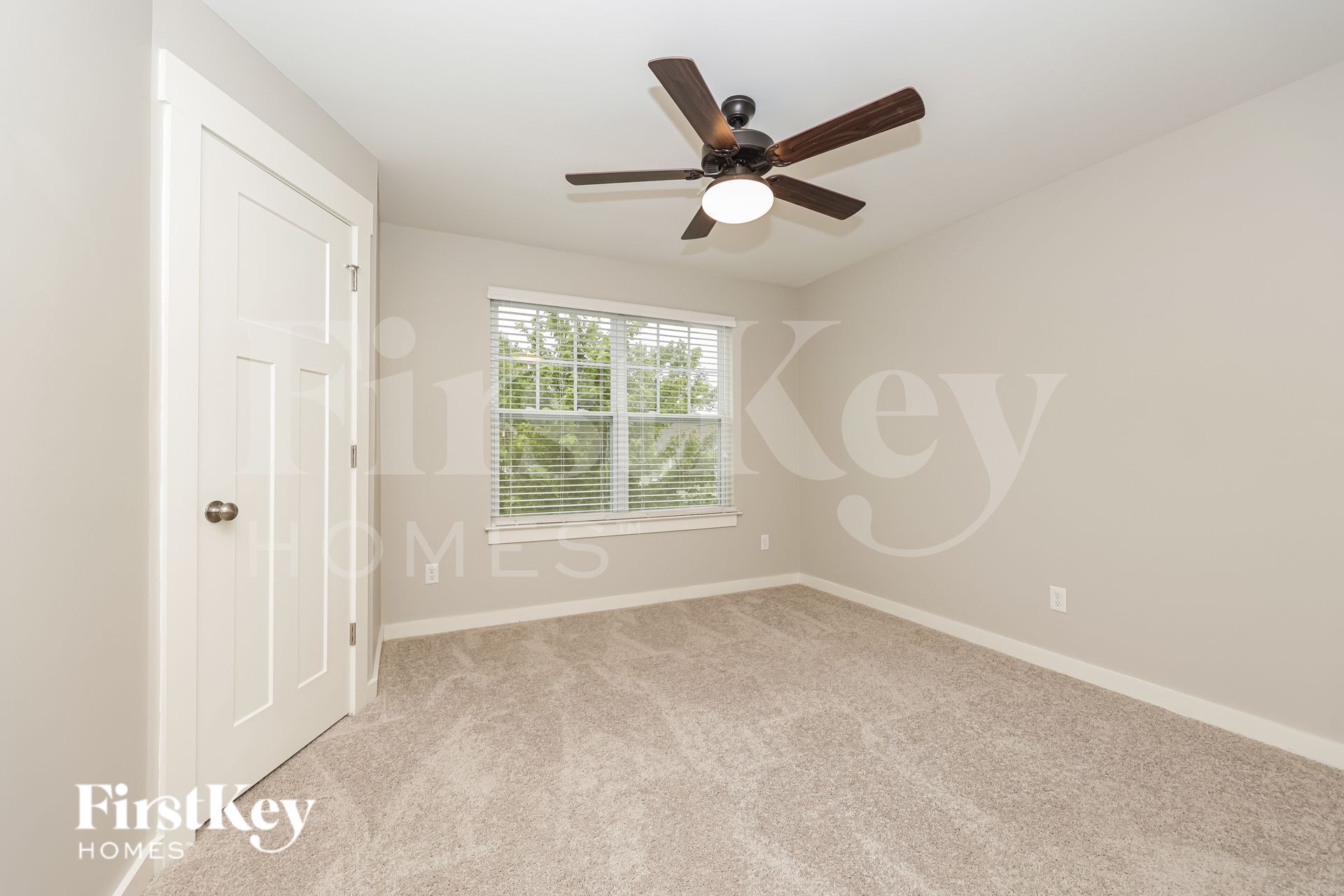 Building Photo - 2037 Hamilton Hill Dr